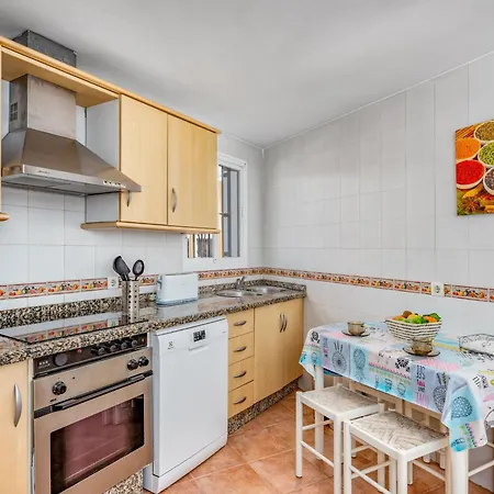 Apartment Del Mar By Interhome Marbella